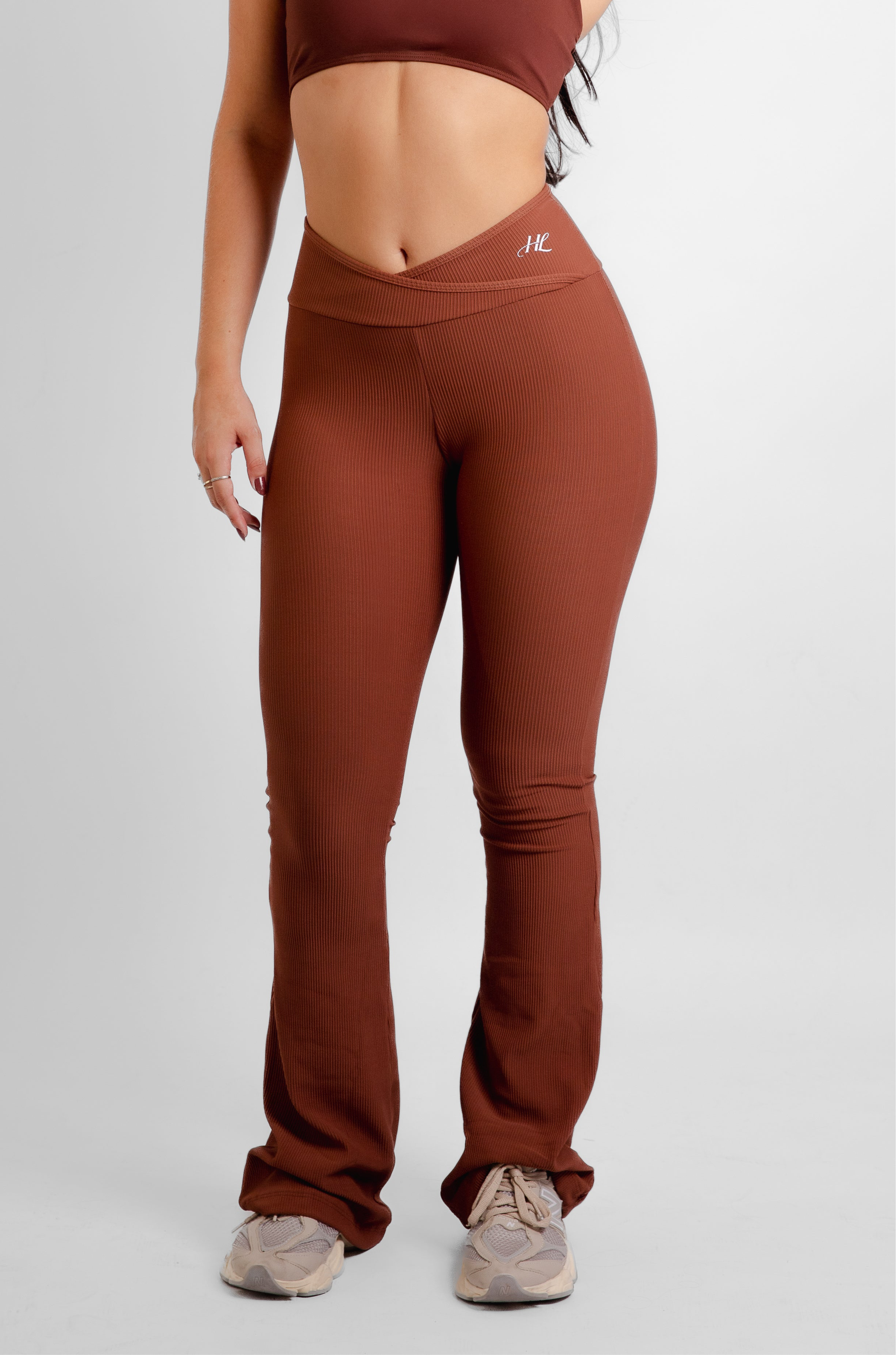 Calça flare canelada essential- sport