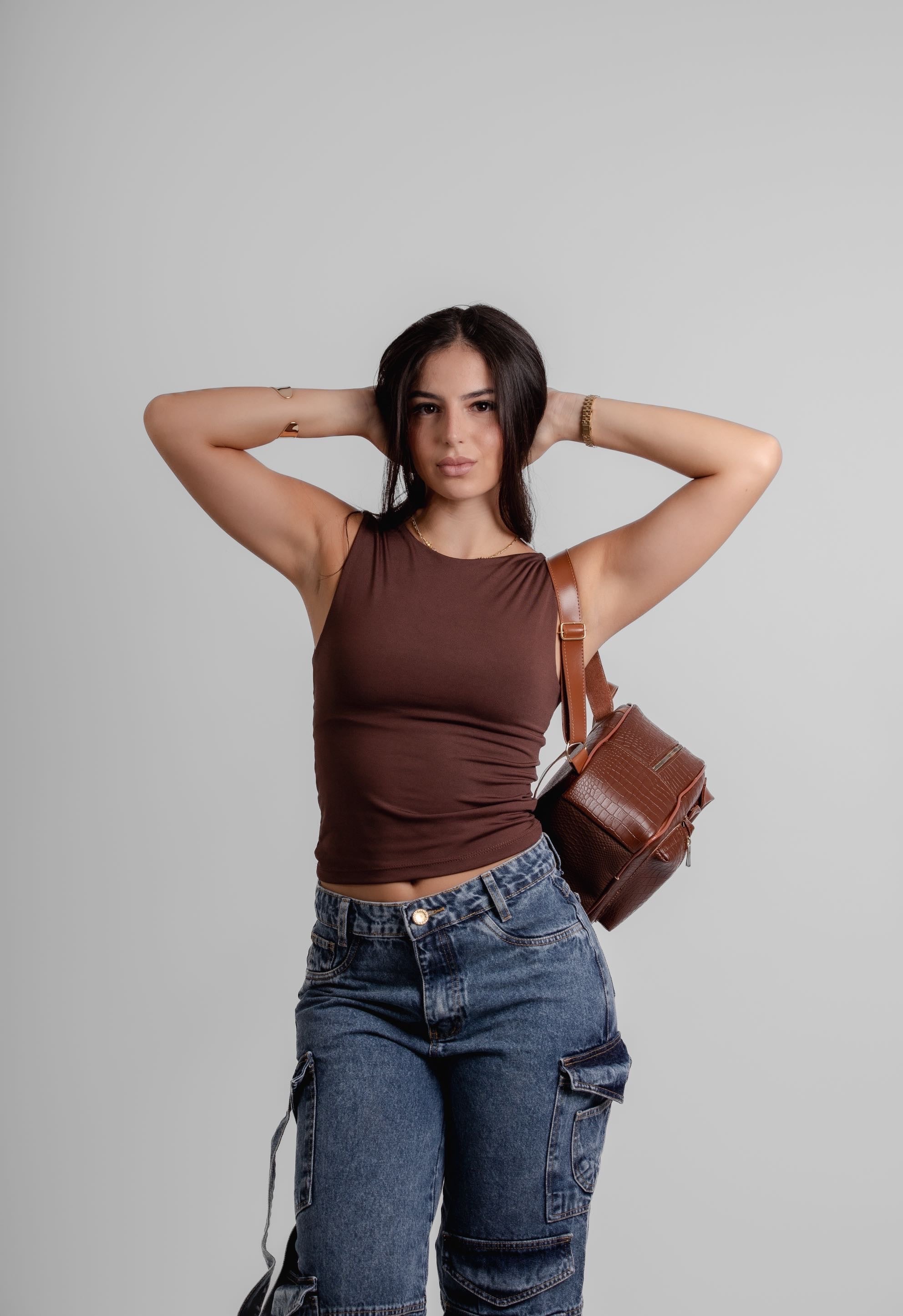 Regata costas nuas Juli